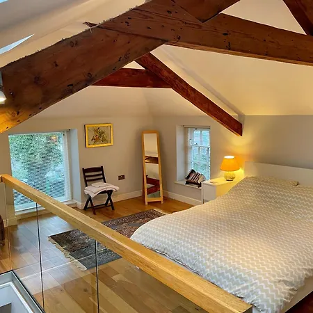 Menai Bridge Villa Exterior photo